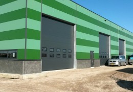 Nieuwbouw bedrijfshal Van der Bel te Middenmeer