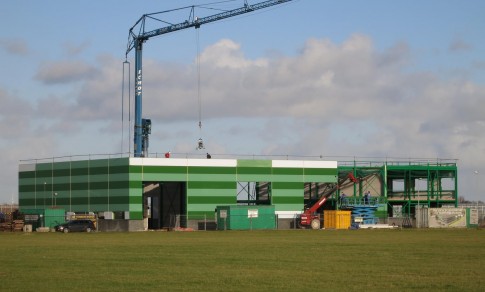 Nieuwbouw bedrijfshal Van der Bel te Middenmeer